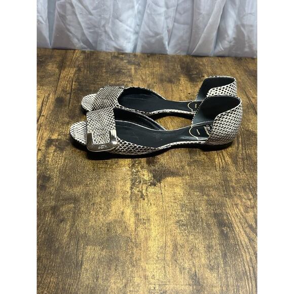 Roger Vivier Paris Snakeskin Print Open Toe Flats Gold Buckle Shoes Sz 35.5 - Picture 9 of 13